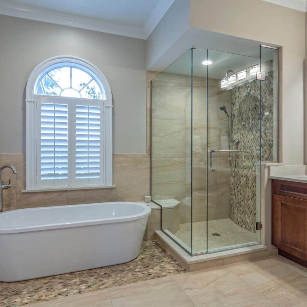 Best Types of Glass Shower Doors For Small Bathrooms