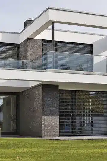 Balcony Glass Railings in New Westminster