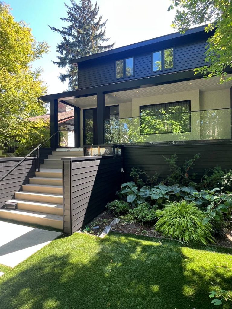 glass railing installer near me in Vancover