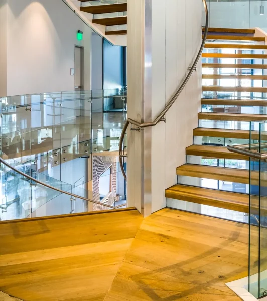 CURVED-GLASS-STAIRS-1